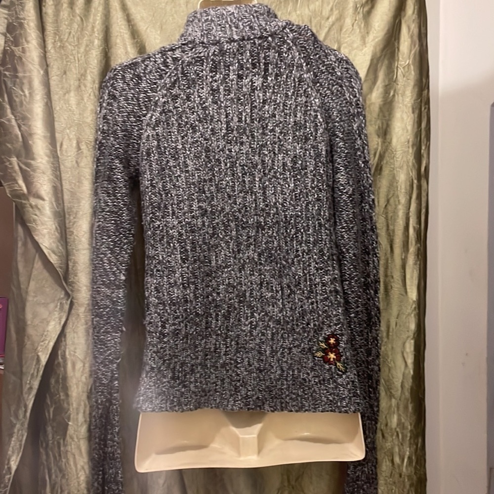 Powder Room Sweater Small - Picture 2 of 8